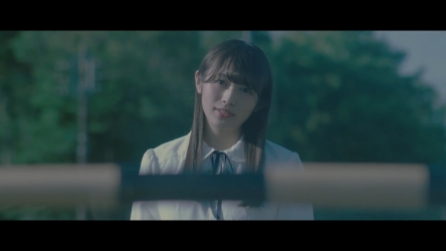 [1080p] MV Keyakizaka46 - Eccentric [suki48.web.id].mp4_000211211